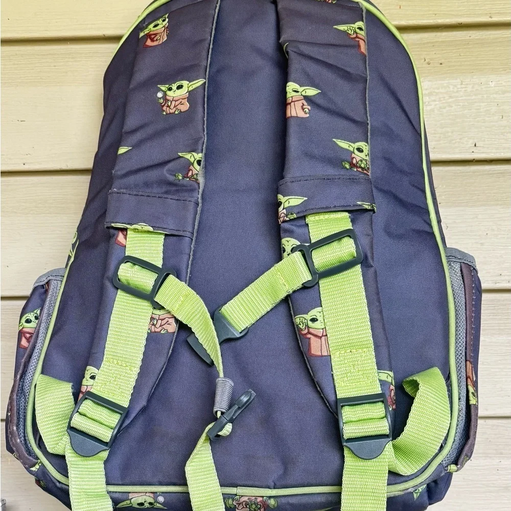 Simple Modern brand backpack featuring a Star Wars: The Mandalorian 
